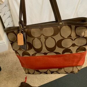 coach purse with dust bag, medium size, y2k